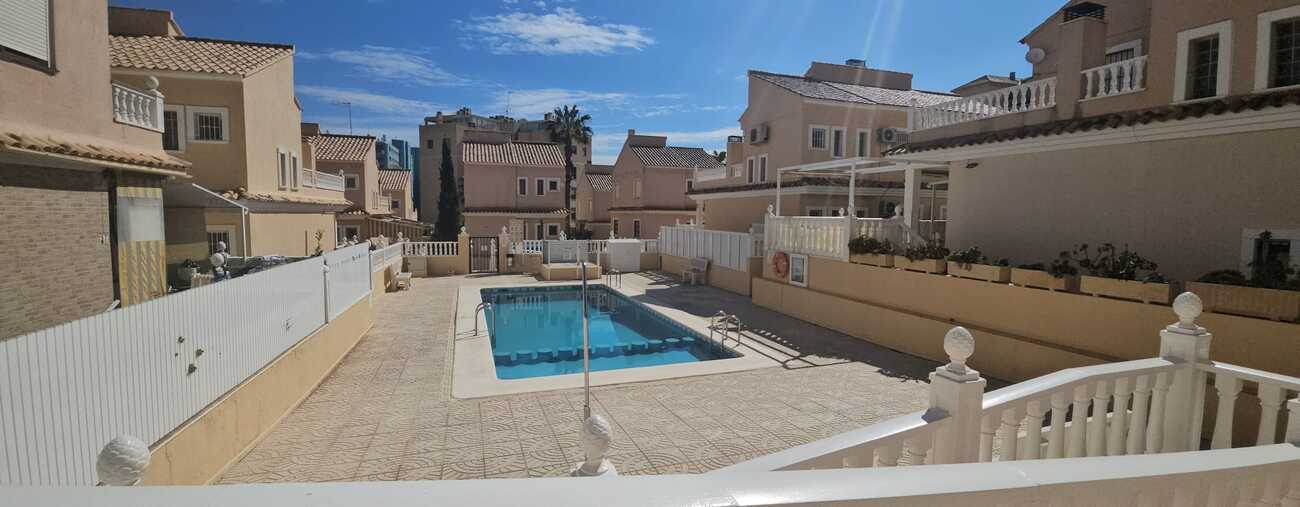 For sale - 3 Bedroom 2 Bathroom Villa in Guardamar del Segura - Campomar  - Alicante