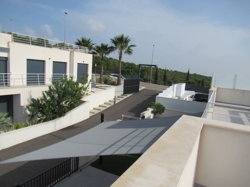 For sale - 5 Bedroom 4 Bathroom Villa in San Miguel de Salinas - Inland  - Alicante