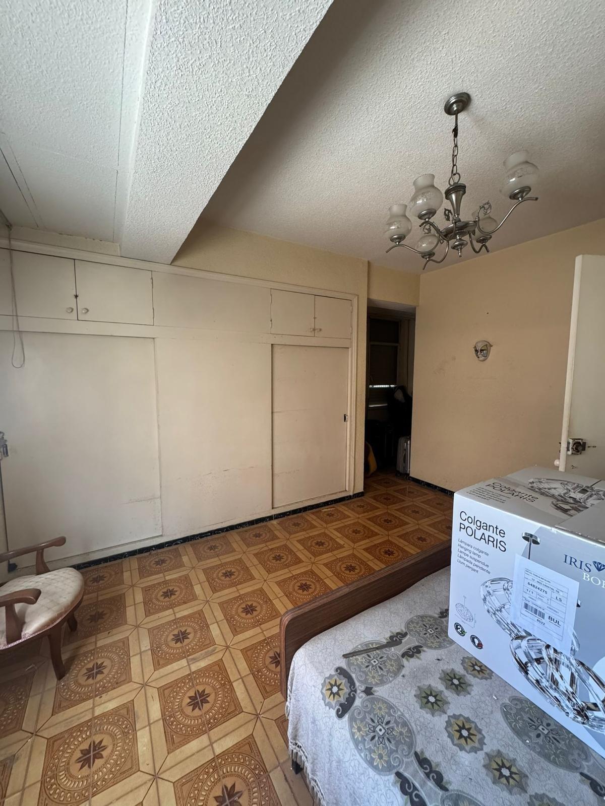 For sale - 5 Bedroom 3 Bathroom Apartment in Guardamar del Segura - Guardamar  - Alicante