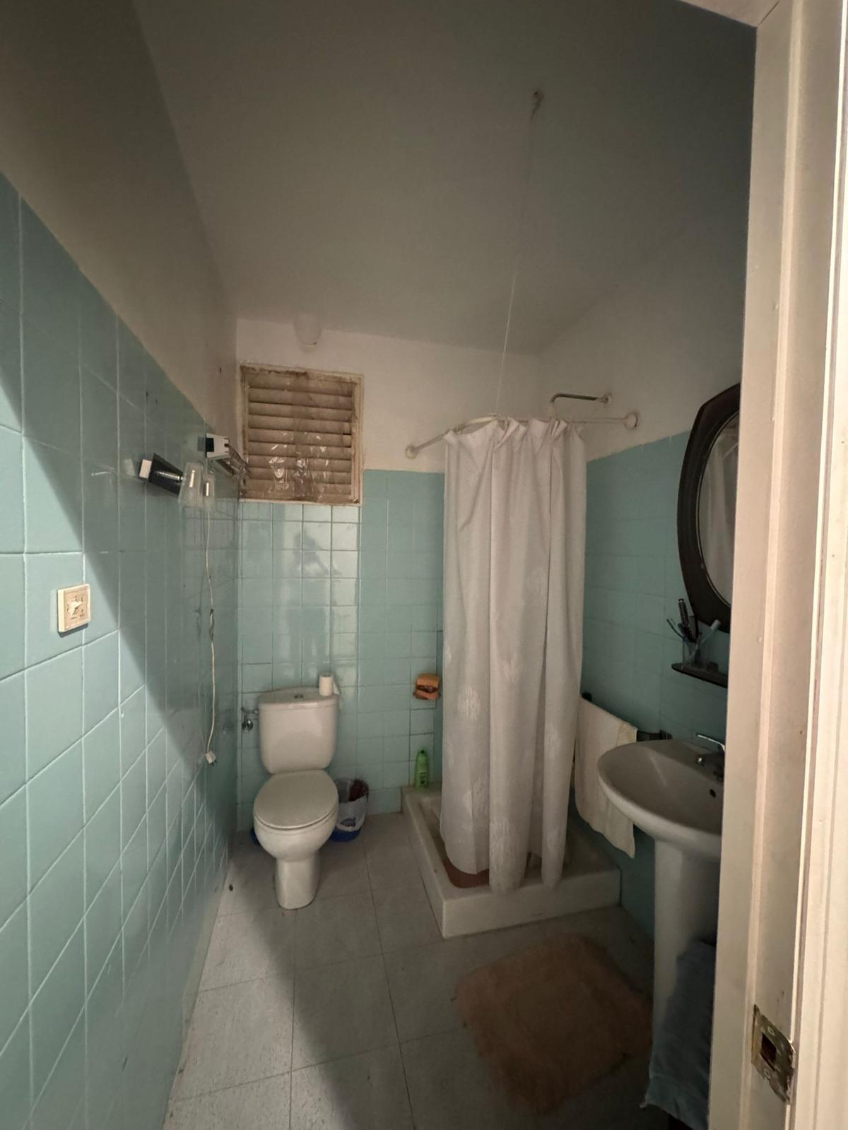 For sale - 5 Bedroom 3 Bathroom Apartment in Guardamar del Segura - Guardamar  - Alicante