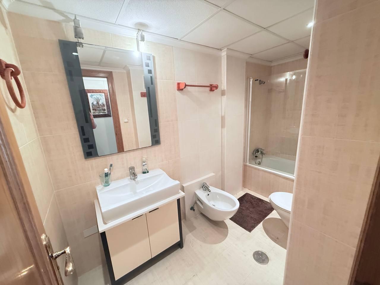 For sale - 4 Bedroom 3 Bathroom Apartment in Orihuela Costa - Lomas De Cabo Roig  - Alicante