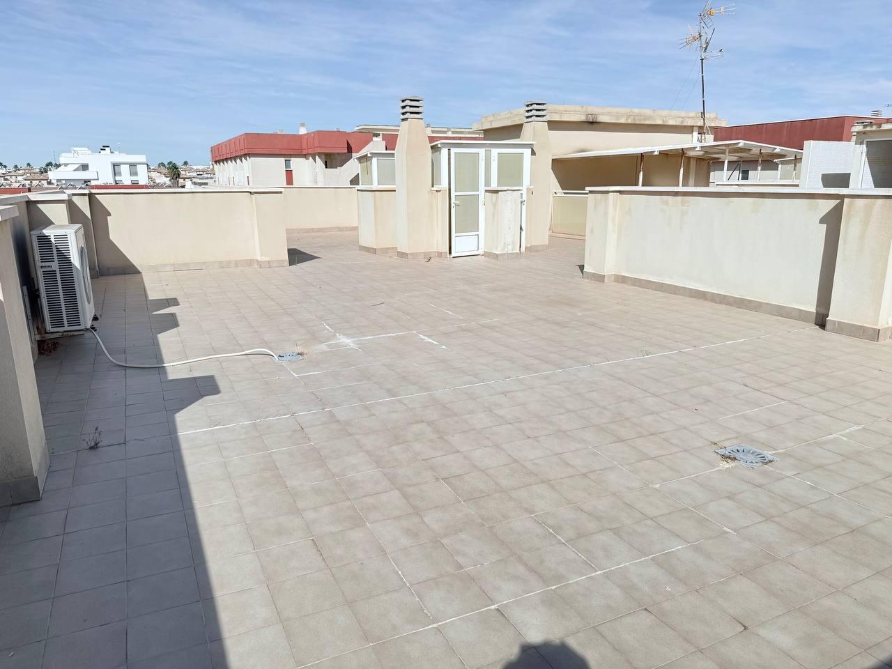 For sale - 4 Bedroom 3 Bathroom Apartment in Orihuela Costa - Lomas De Cabo Roig  - Alicante