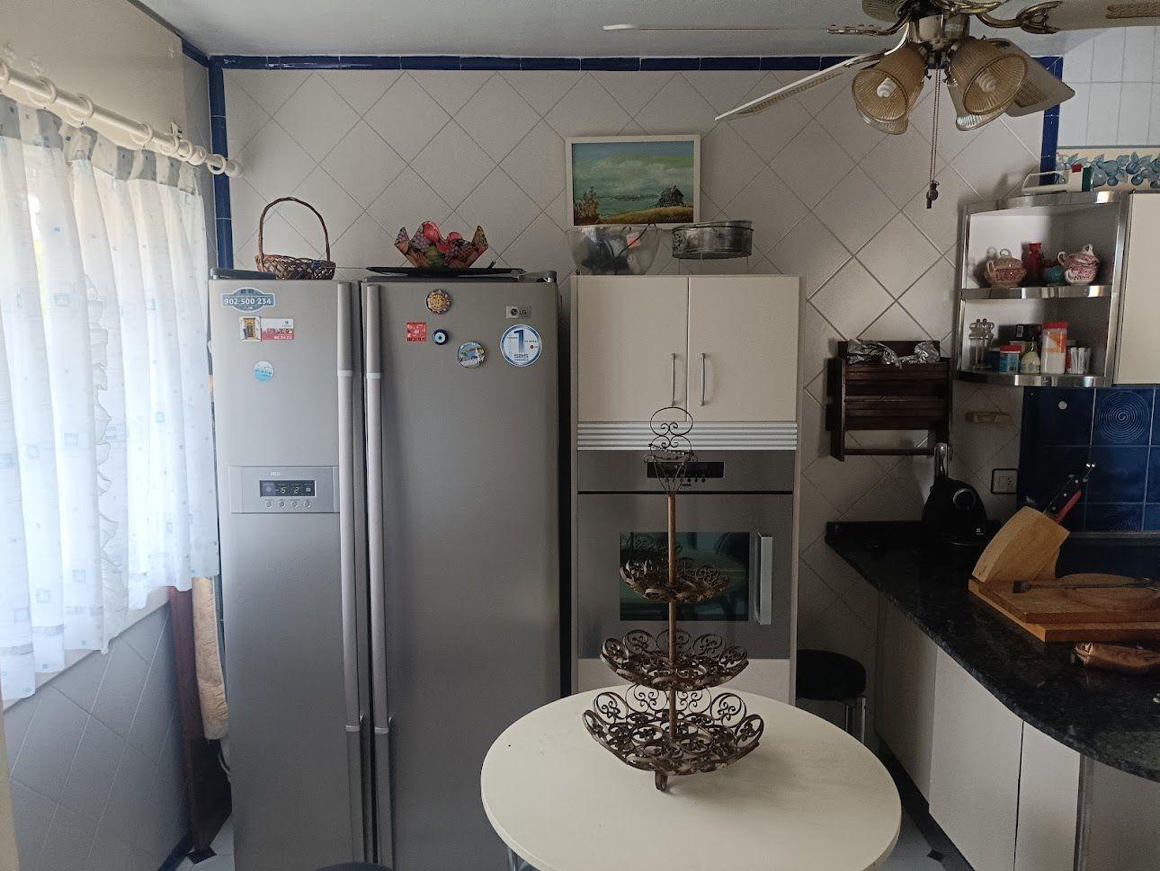 For sale - 4 Bedroom 3 Bathroom Villa in Orihuela Costa - Campoamor  - Alicante