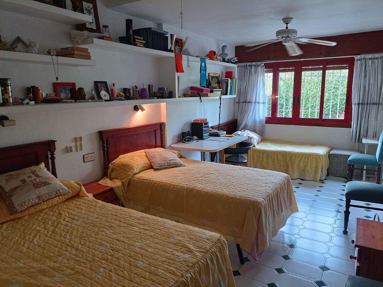 For sale - 4 Bedroom 3 Bathroom Villa in Orihuela Costa - Campoamor  - Alicante