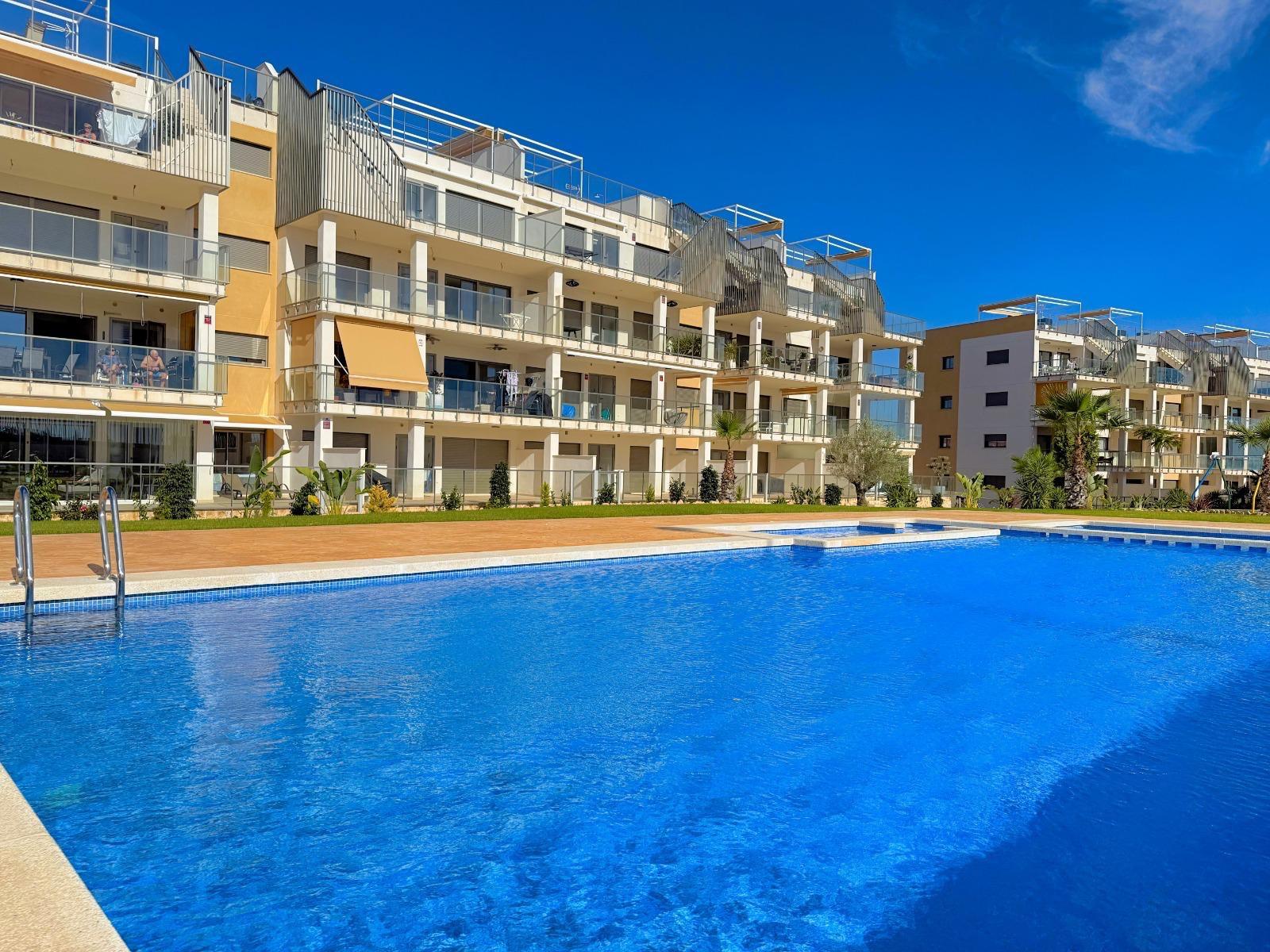 For sale - 3 Bedroom 2 Bathroom Apartment in Orihuela Costa - La Zenia  - Alicante