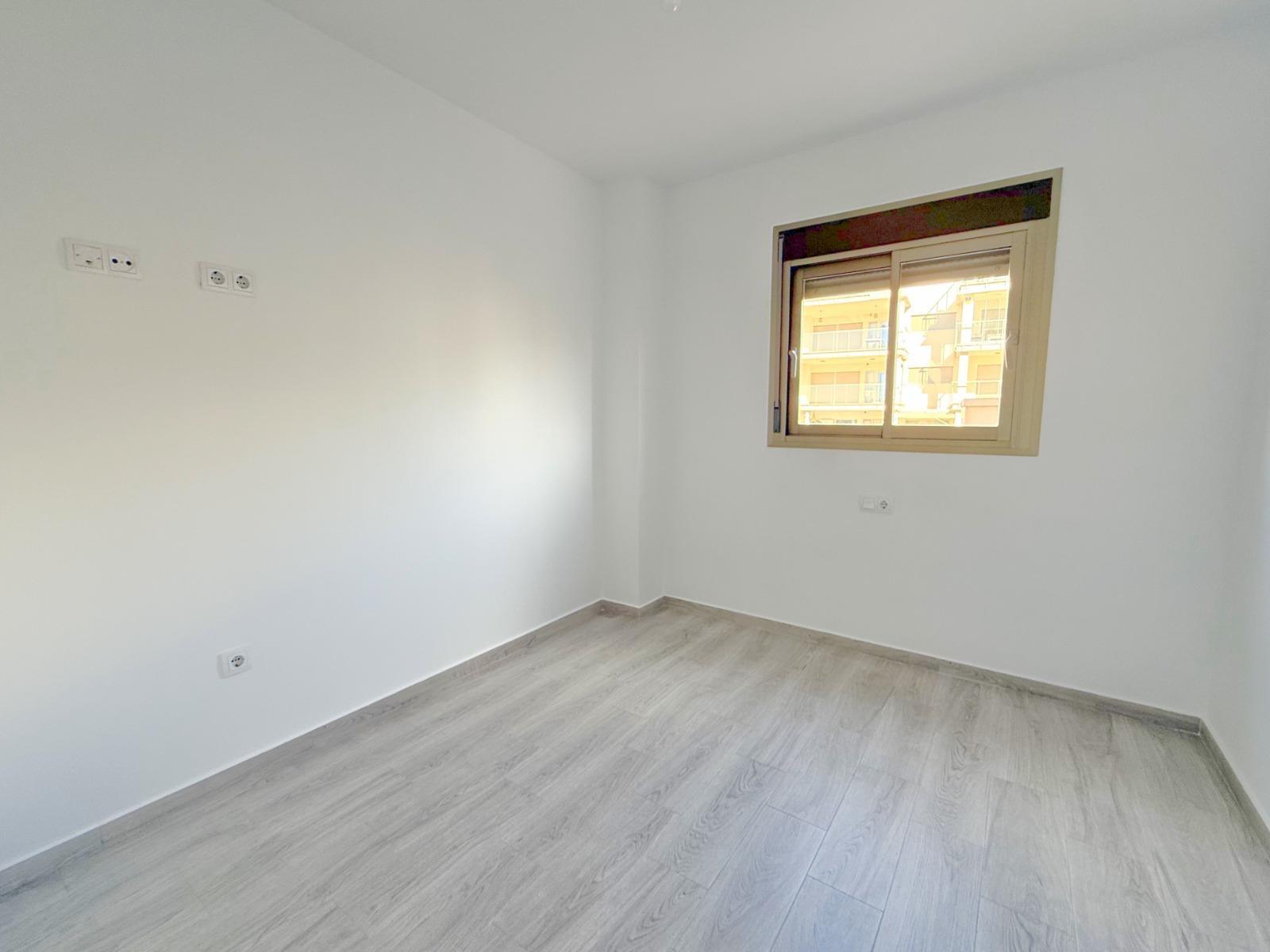 For sale - 3 Bedroom 2 Bathroom Apartment in Orihuela Costa - La Zenia  - Alicante