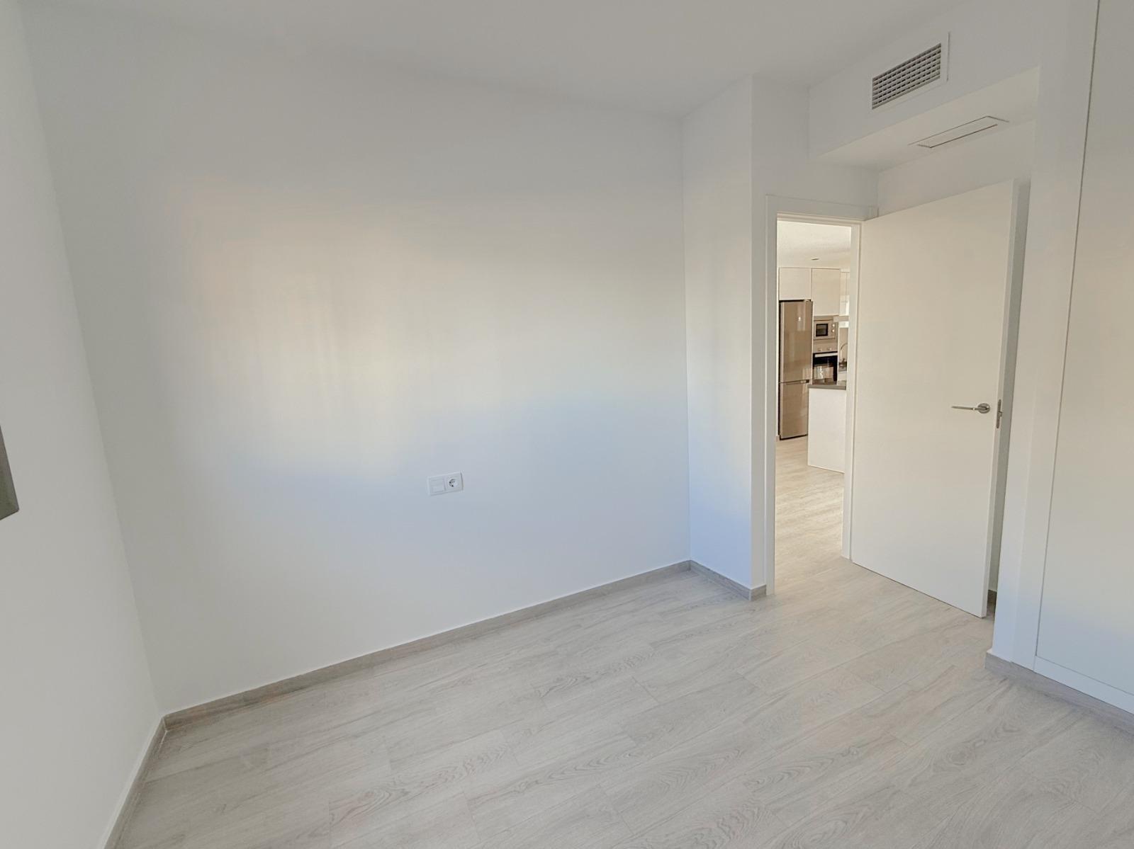 For sale - 3 Bedroom 2 Bathroom Apartment in Orihuela Costa - La Zenia  - Alicante