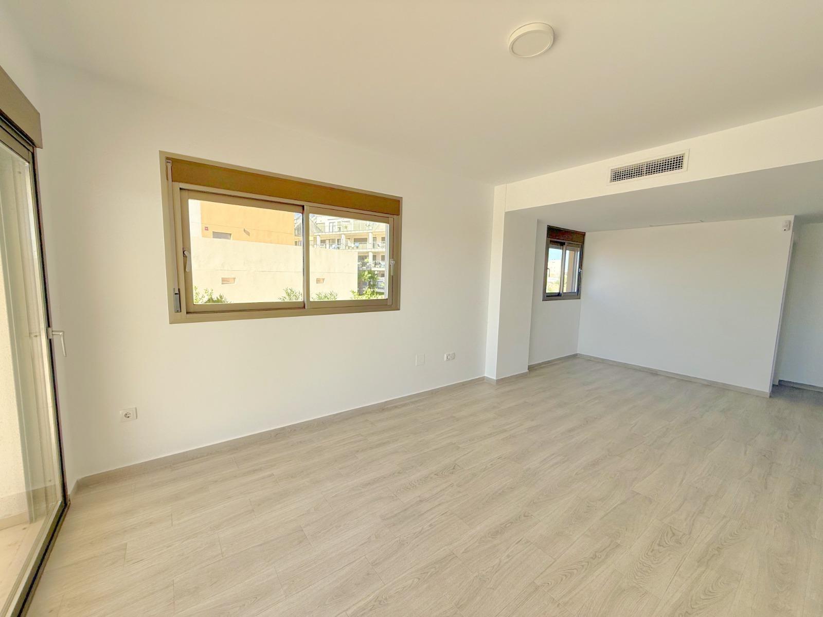 For sale - 3 Bedroom 2 Bathroom Apartment in Orihuela Costa - La Zenia  - Alicante