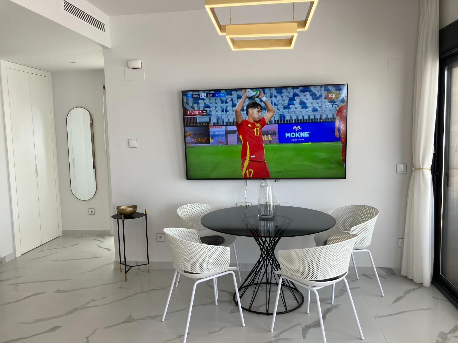 For sale - 2 Bedroom 2 Bathroom Bungalow in San Miguel de Salinas - Las Colinas  - Alicante