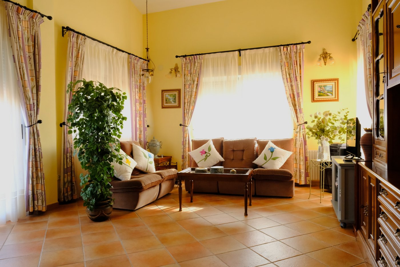 For sale - 5 Bedroom 4 Bathroom Finca in Orihuela - Inland  - Alicante