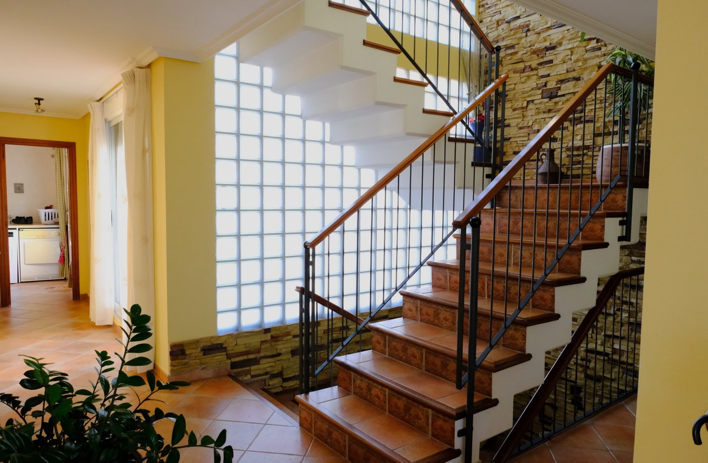 For sale - 5 Bedroom 4 Bathroom Finca in Orihuela - Inland  - Alicante