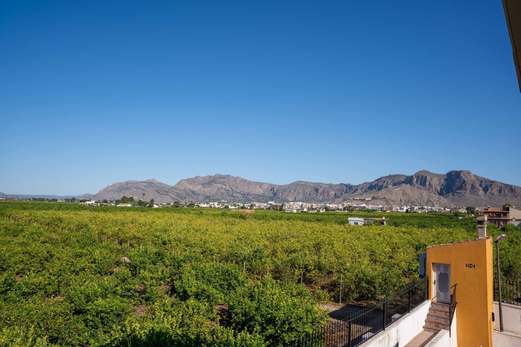 For sale - 5 Bedroom 3 Bathroom Villa in Orihuela - Inland  - Alicante