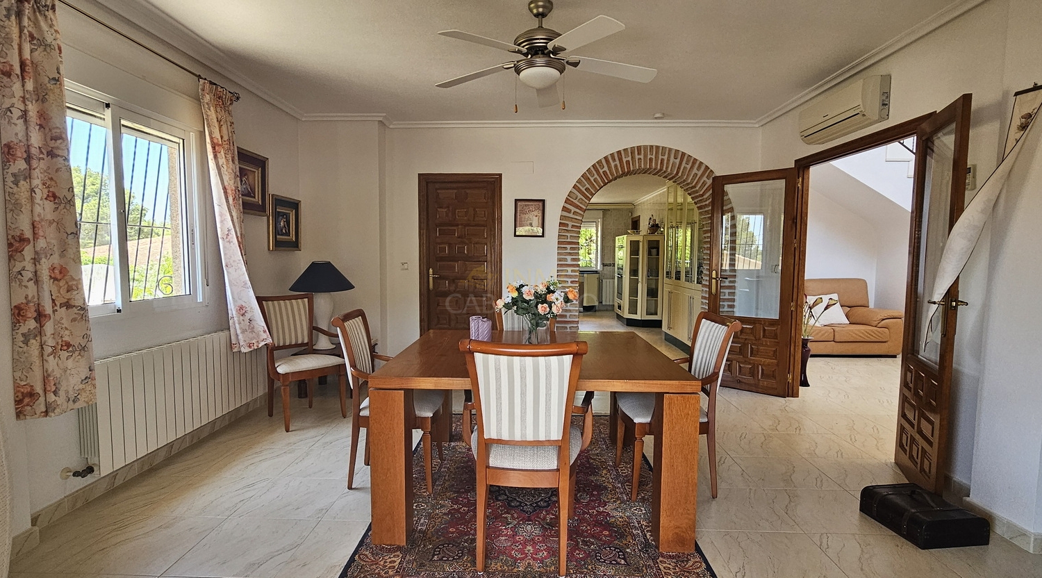 For sale - 5 Bedroom 4 Bathroom Villa in Pinar de Campoverde - Inland  - Alicante