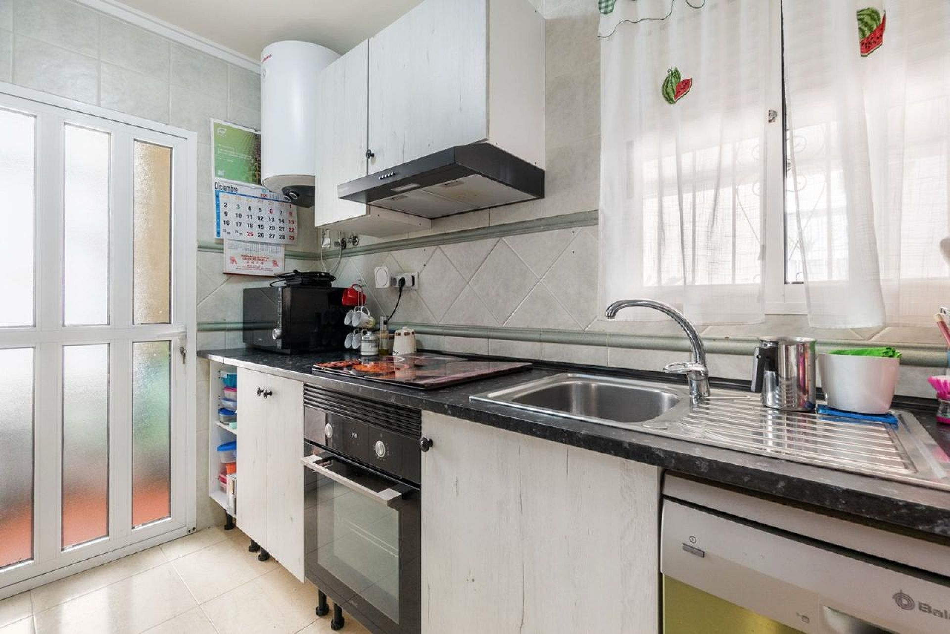 For sale - 3 Bedroom 2 Bathroom Villa in Orihuela Costa - Costa Blanca  - Alicante