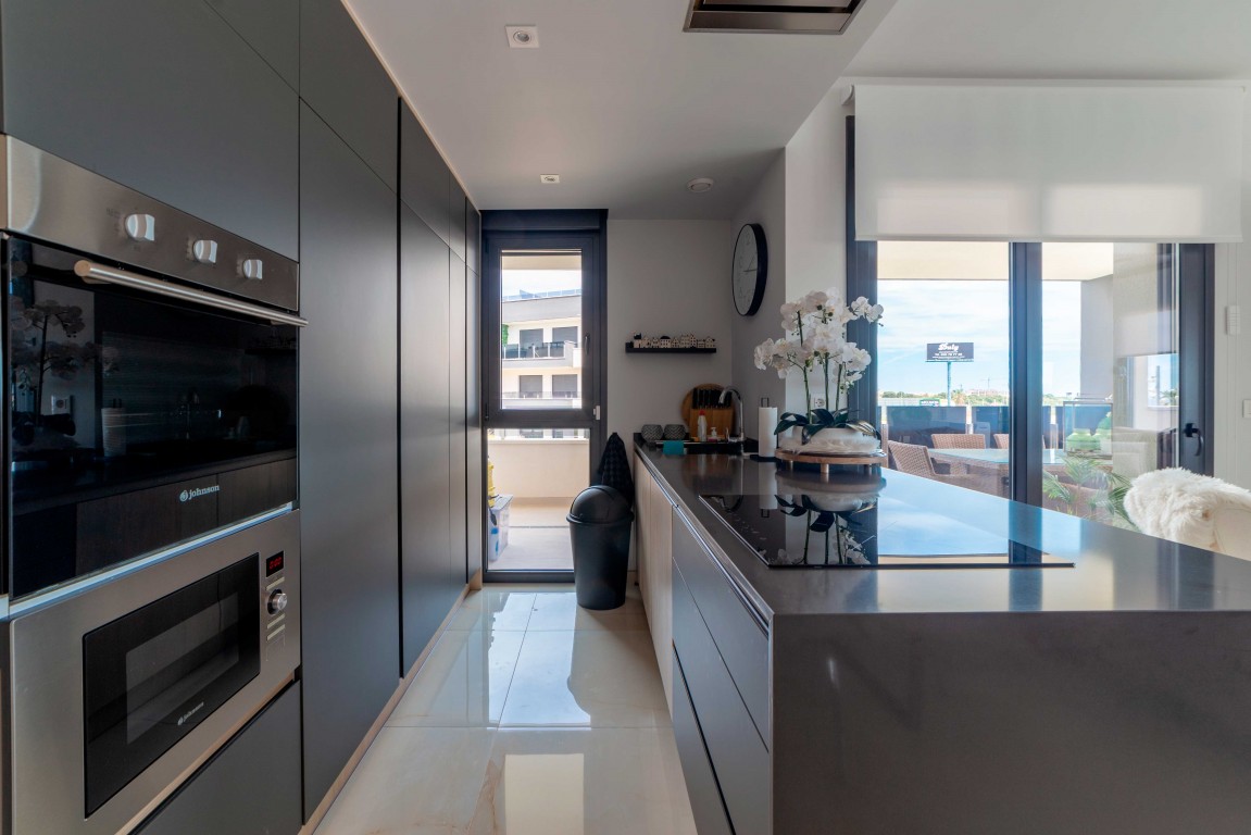 For sale - 3 Bedroom 2 Bathroom Apartment in Playa Flamenca - Costa Blanca  - Alicante