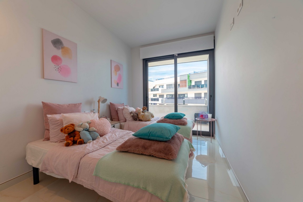 For sale - 3 Bedroom 2 Bathroom Apartment in Playa Flamenca - Costa Blanca  - Alicante