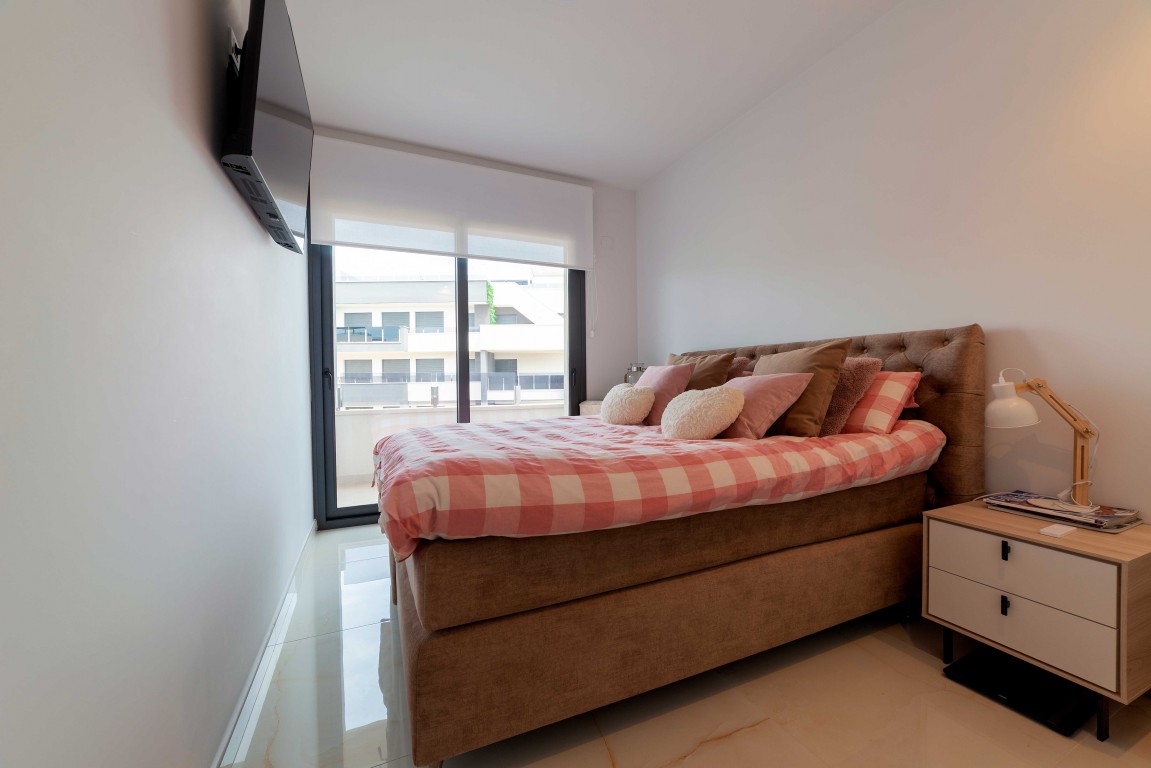 For sale - 3 Bedroom 2 Bathroom Apartment in Playa Flamenca - Costa Blanca  - Alicante