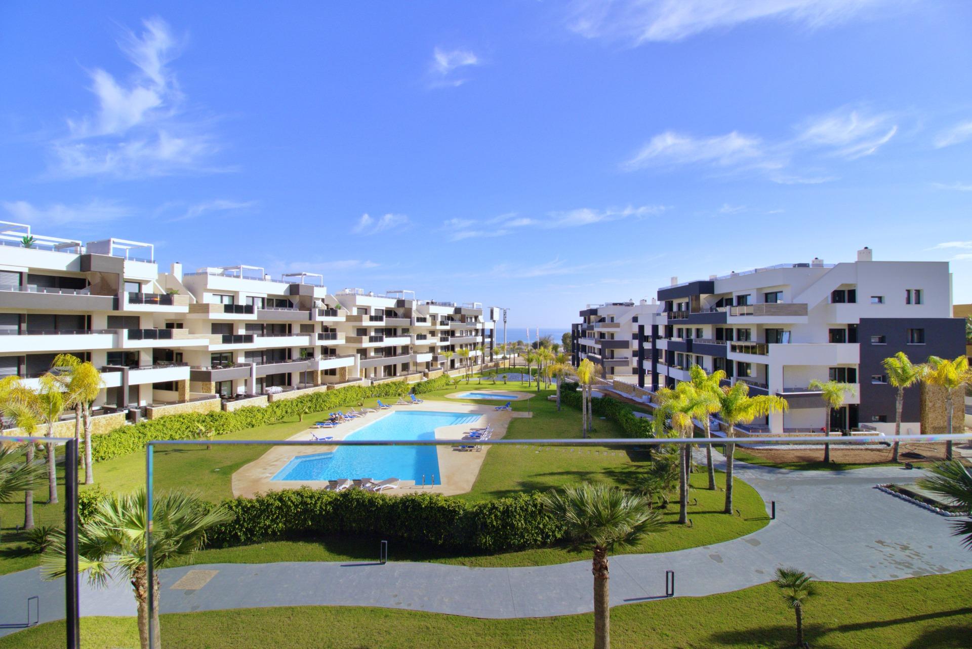 For sale - 2 Bedroom 2 Bathroom Apartment in Orihuela Costa - Punta Prima  - Alicante