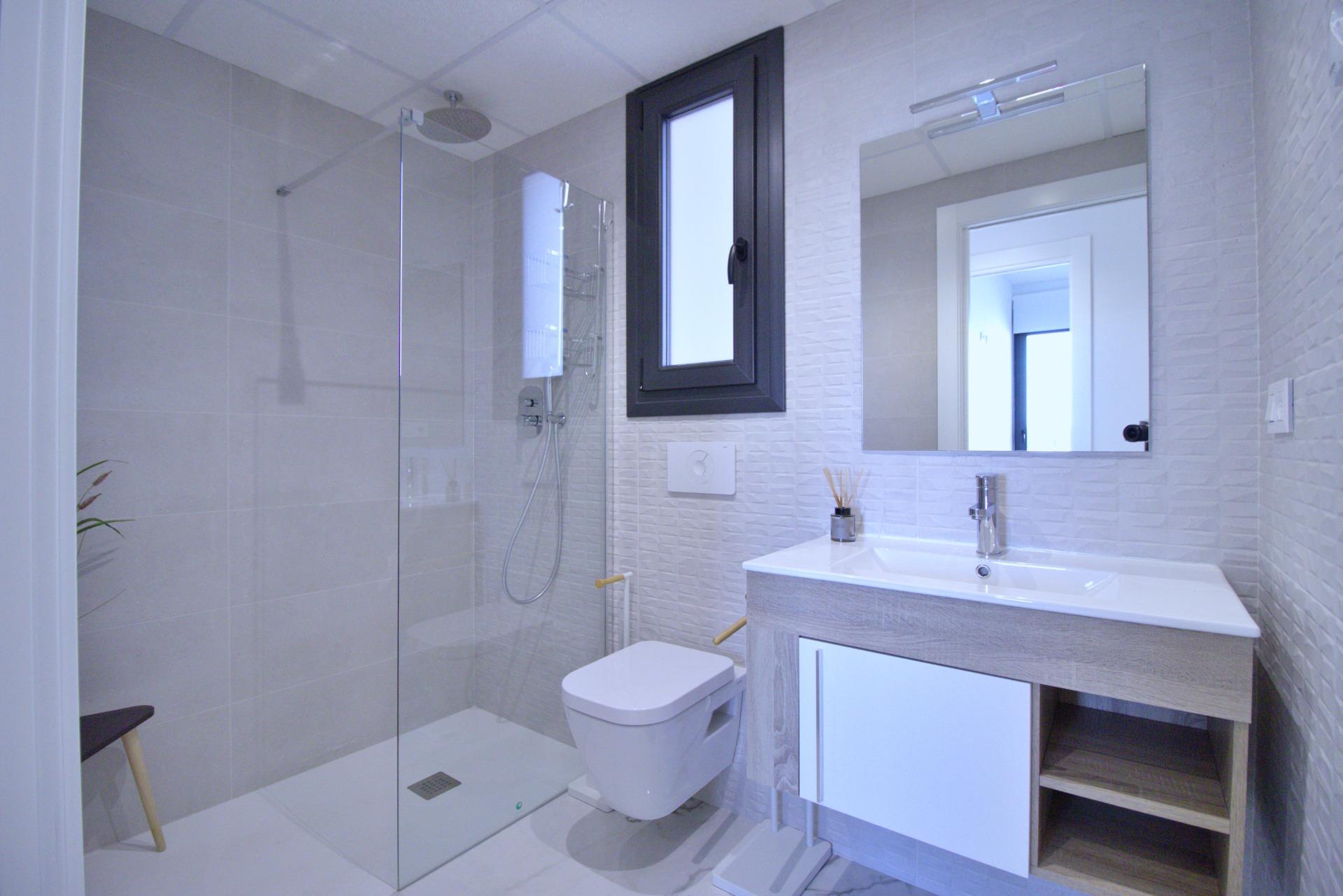 For sale - 2 Bedroom 2 Bathroom Apartment in Orihuela Costa - Punta Prima  - Alicante
