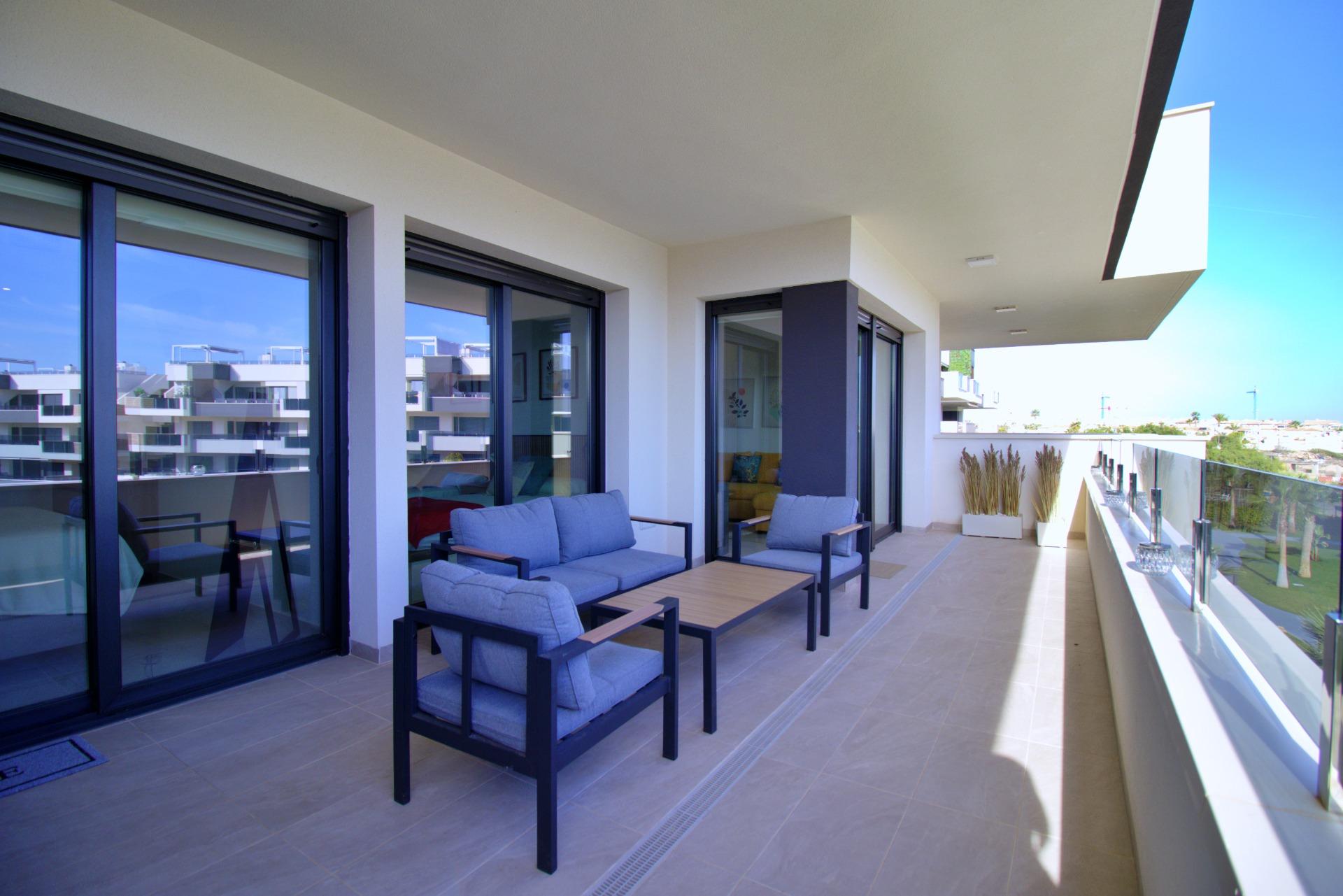 For sale - 2 Bedroom 2 Bathroom Apartment in Orihuela Costa - Punta Prima  - Alicante