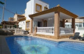 27-32-379-11-752/76884, 4 Bedroom 2 Bathroom Villa in Pilar de La Horadada