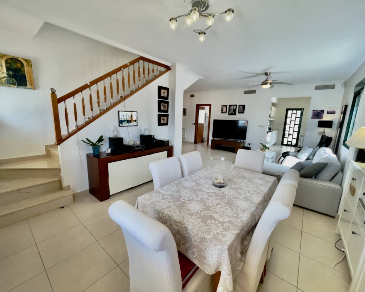 For sale - 4 Bedroom 2 Bathroom Villa in Ciudad Quesada - Costa Blanca  - Alicante