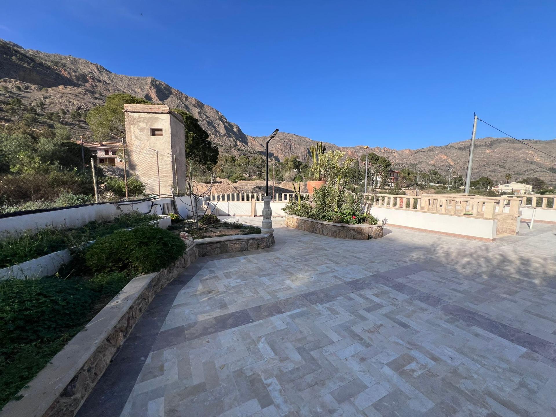 For sale - 4 Bedroom 3 Bathroom Villa in Orihuela - Raiguero De Bonanza  - Alicante