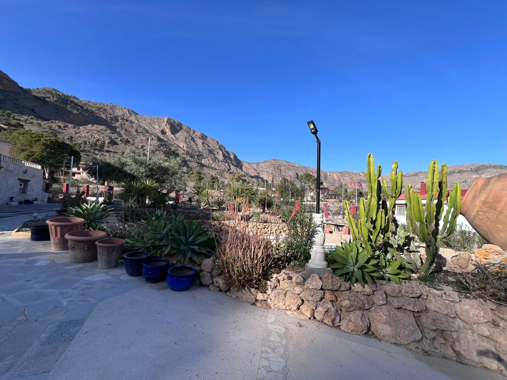 For sale - 4 Bedroom 3 Bathroom Villa in Orihuela - Raiguero De Bonanza  - Alicante