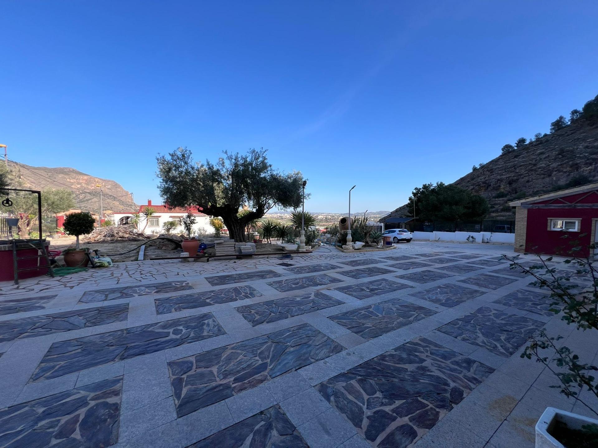 For sale - 4 Bedroom 3 Bathroom Villa in Orihuela - Raiguero De Bonanza  - Alicante