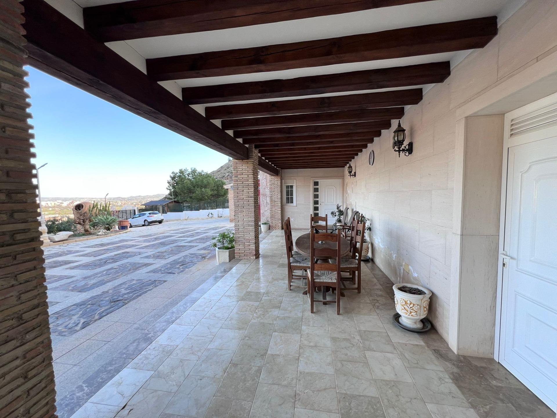 For sale - 4 Bedroom 3 Bathroom Villa in Orihuela - Raiguero De Bonanza  - Alicante