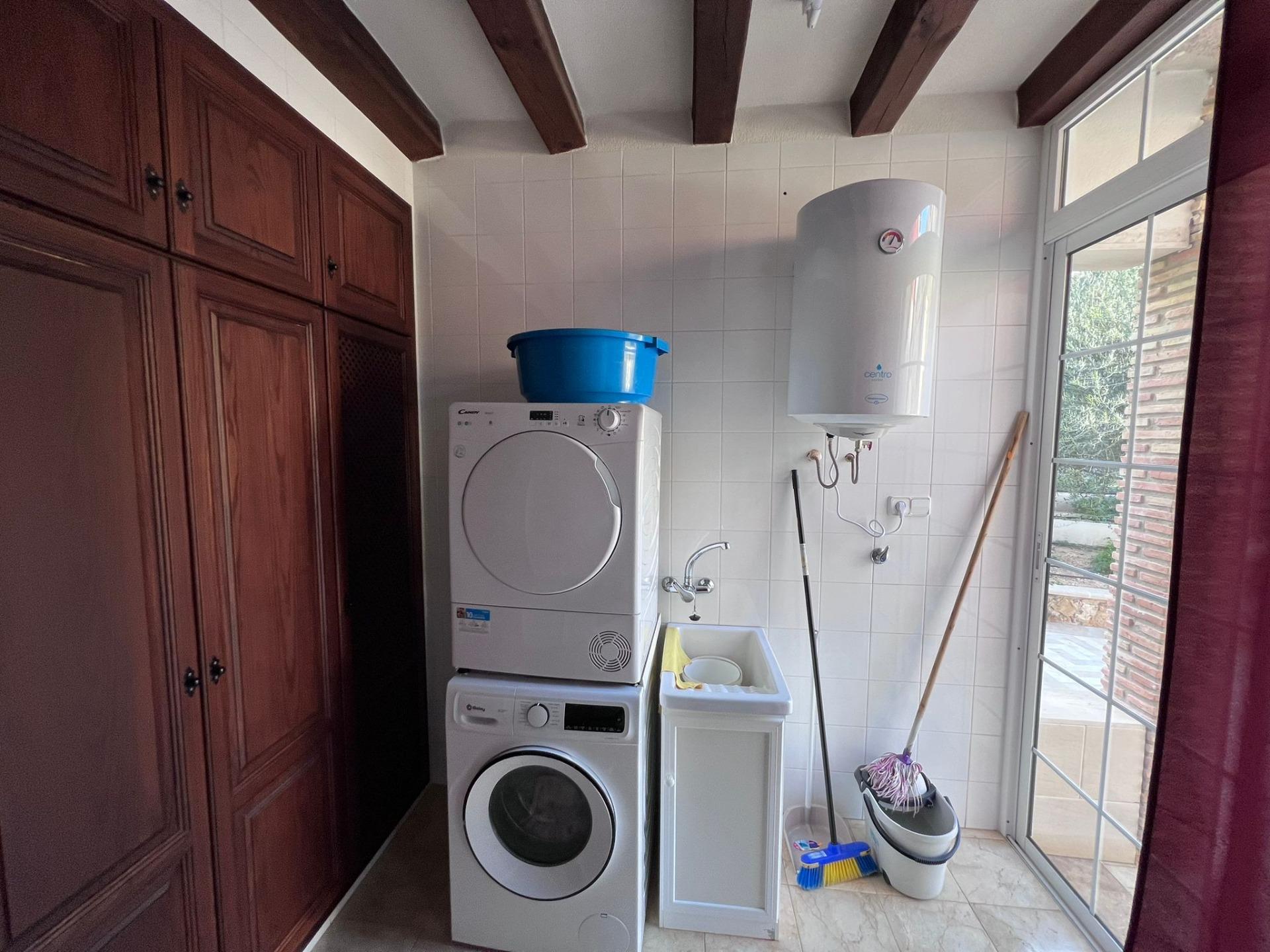 For sale - 4 Bedroom 3 Bathroom Villa in Orihuela - Raiguero De Bonanza  - Alicante