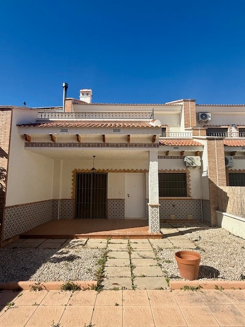 For sale - 3 Bedroom 3 Bathroom Town House in San Miguel de Salinas - Inland  - Alicante