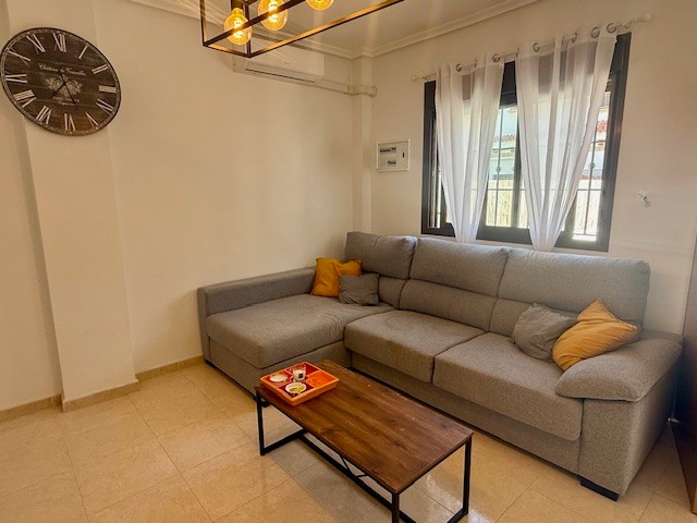 For sale - 3 Bedroom 3 Bathroom Town House in San Miguel de Salinas - Inland  - Alicante