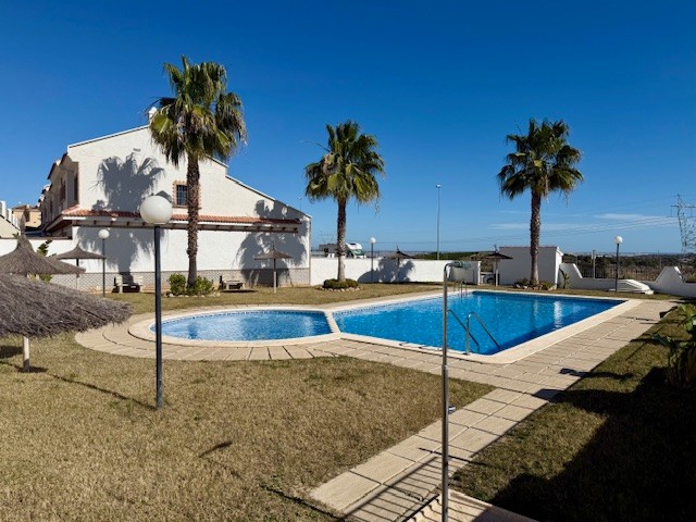 For sale - 3 Bedroom 3 Bathroom Town House in San Miguel de Salinas - Inland  - Alicante