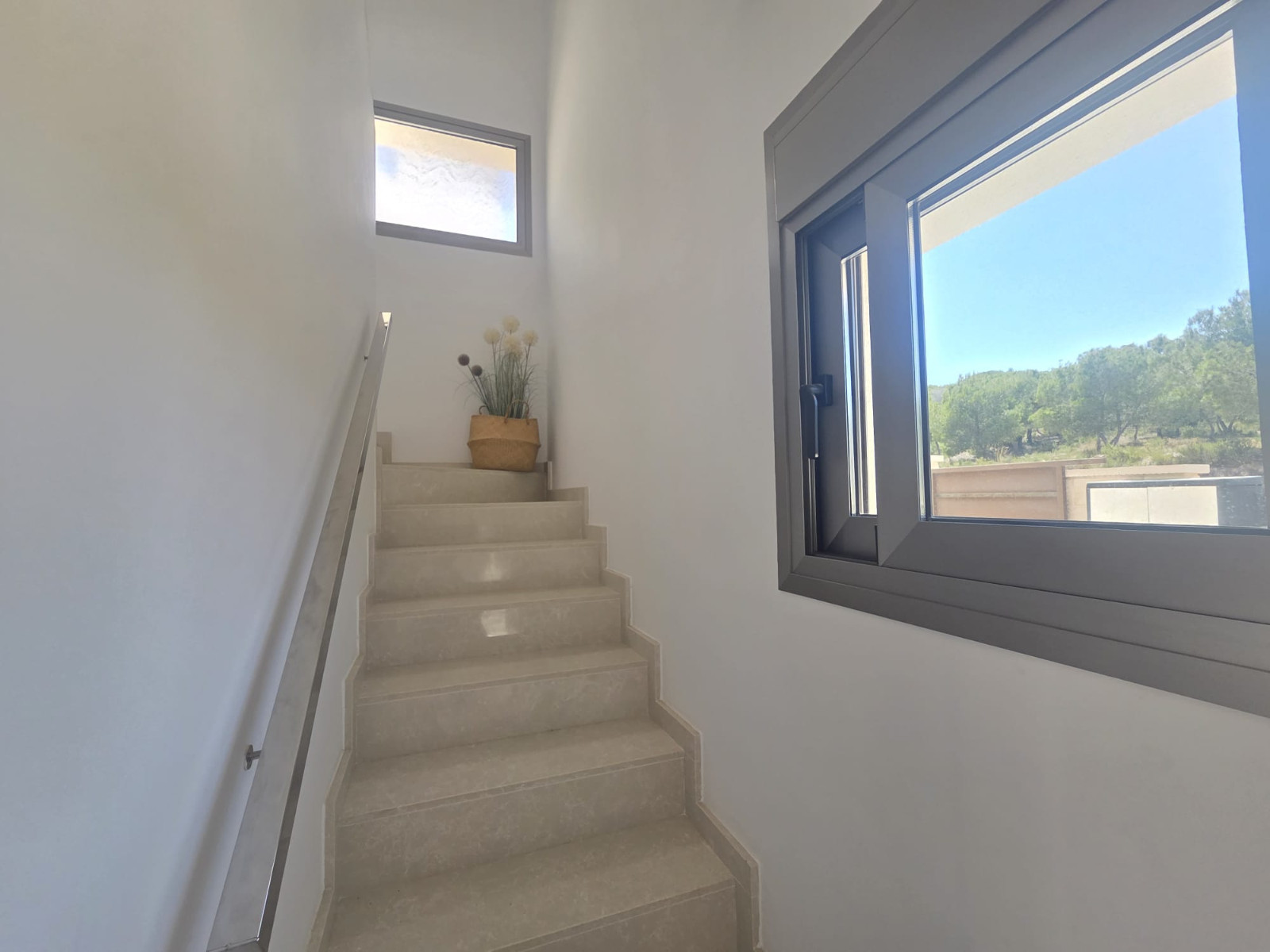 For sale - 3 Bedroom 3 Bathroom Villa in San Miguel de Salinas - Inland  - Alicante