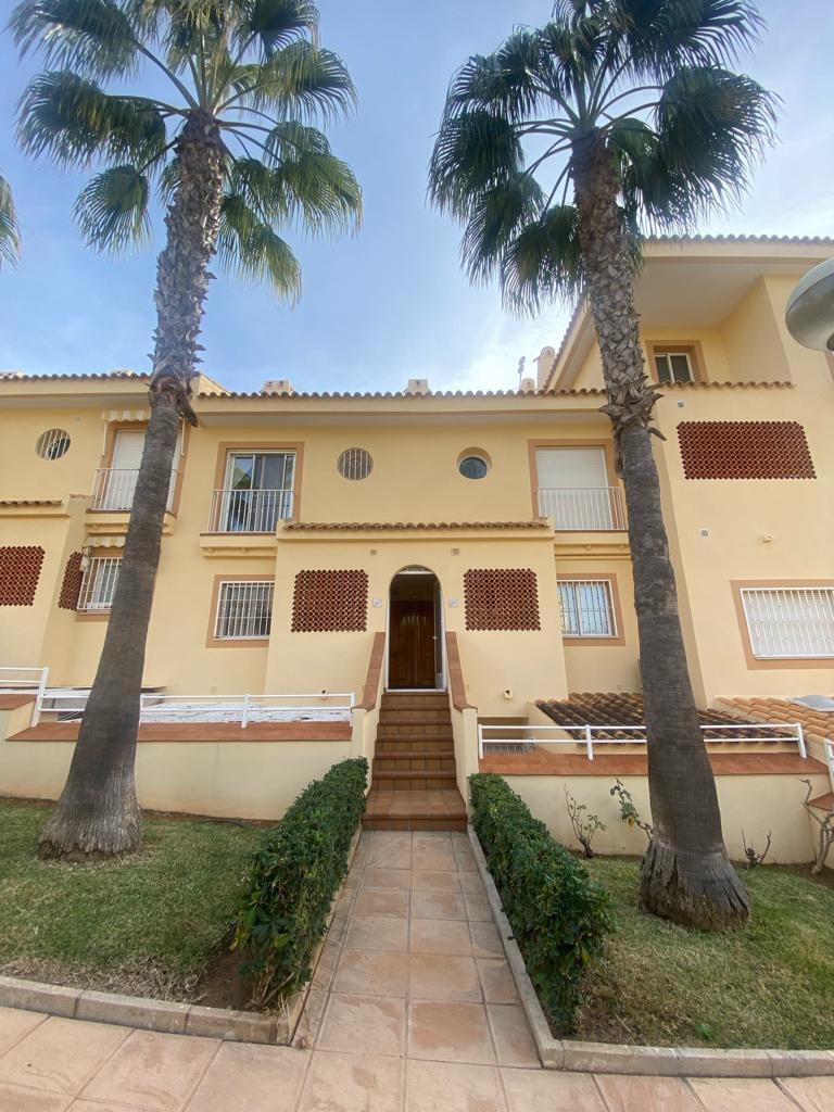 For sale - 3 Bedroom 2 Bathroom Duplex in Orihuela Costa - Campoamor  - Alicante