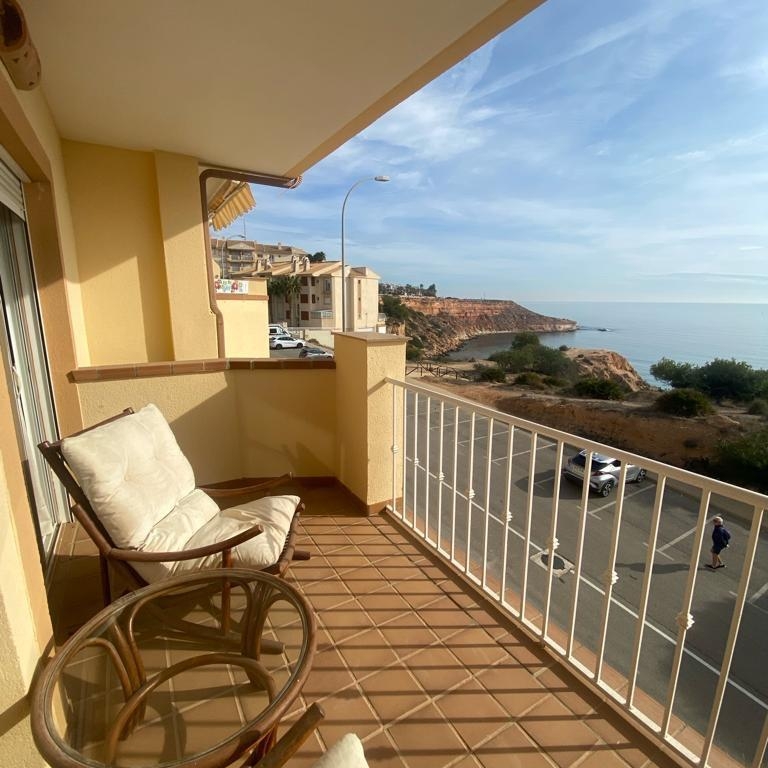 3 Bedroom 2 Bathroom Duplex in Orihuela Costa