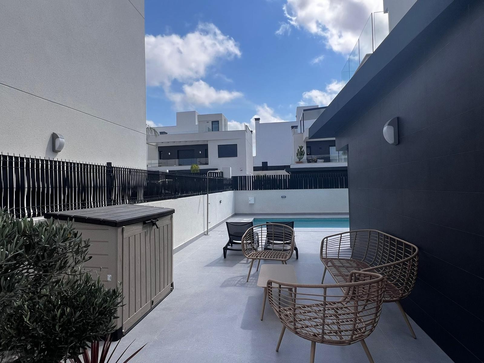 For sale - 5 Bedroom 4 Bathroom Villa in Algorfa - Inland  - Alicante