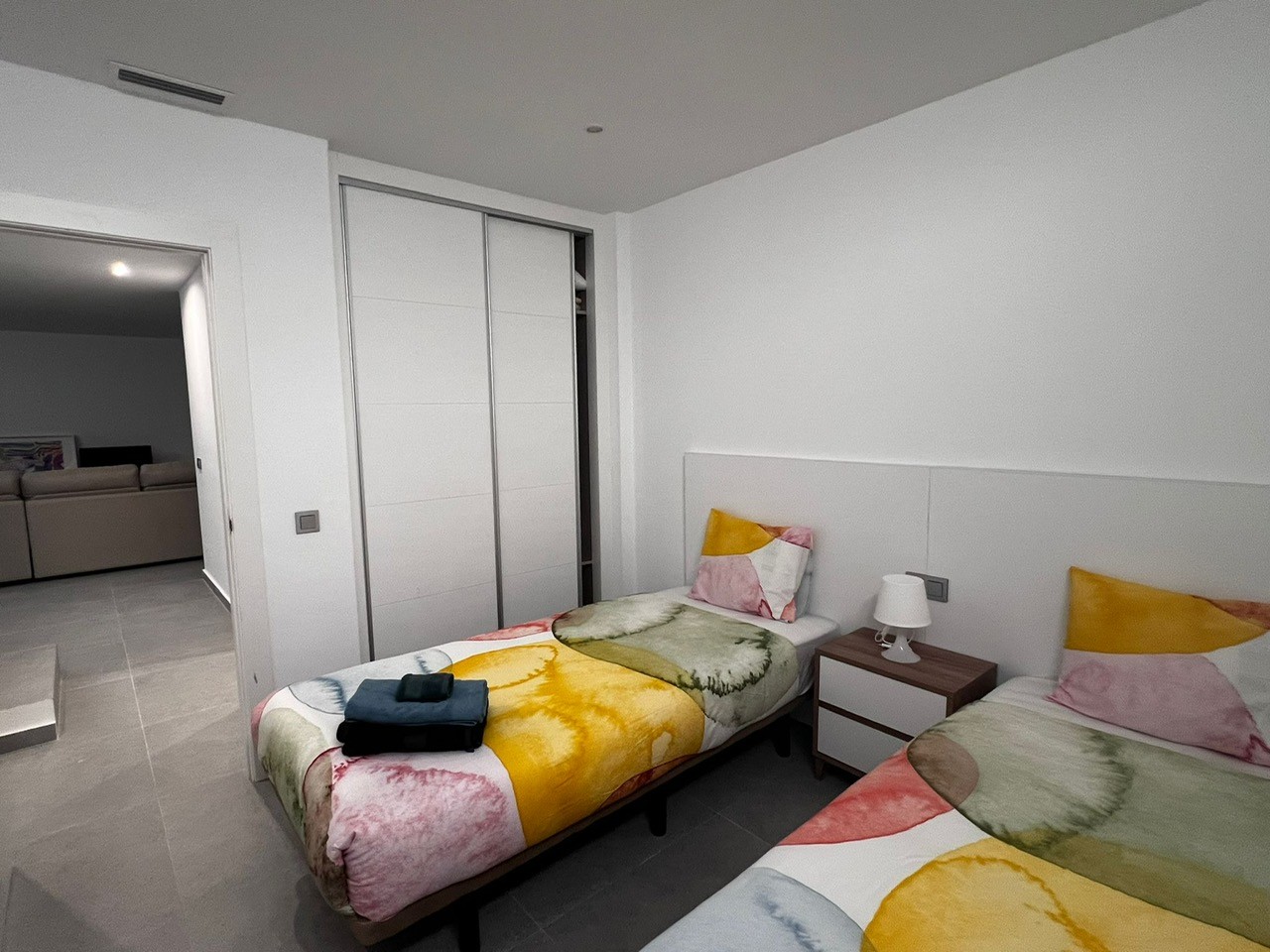 For sale - 5 Bedroom 4 Bathroom Villa in Algorfa - Inland  - Alicante