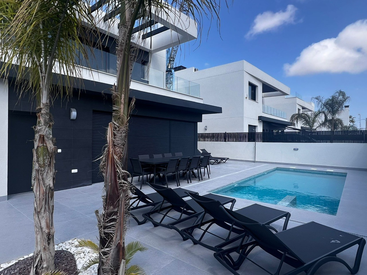 For sale - 5 Bedroom 4 Bathroom Villa in Algorfa - Inland  - Alicante