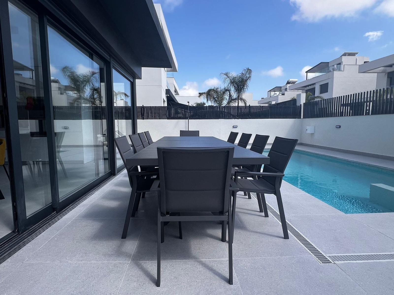 For sale - 5 Bedroom 4 Bathroom Villa in Algorfa - Inland  - Alicante