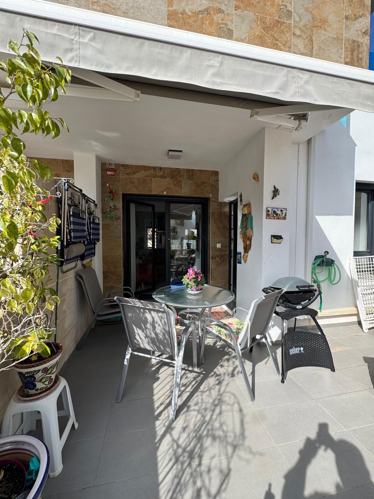 For sale - 3 Bedroom 3 Bathroom Town House in Bigastro - Comunidad Valenciana  - Alicante