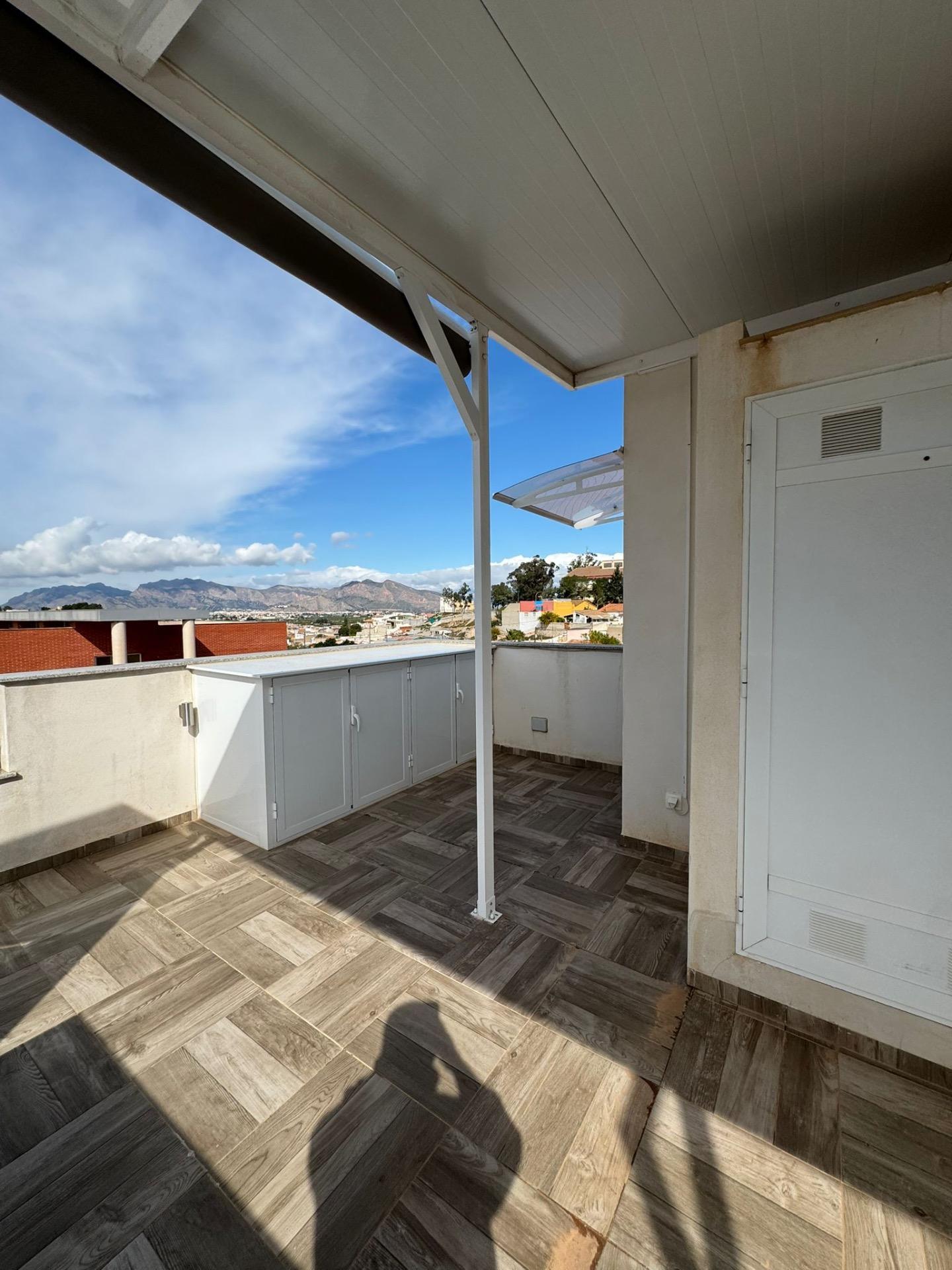 For sale - 3 Bedroom 3 Bathroom Town House in Bigastro - Comunidad Valenciana  - Alicante