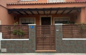 27-404-454-11-913/76910, 3 Bedroom 2 Bathroom Town House in Algorfa