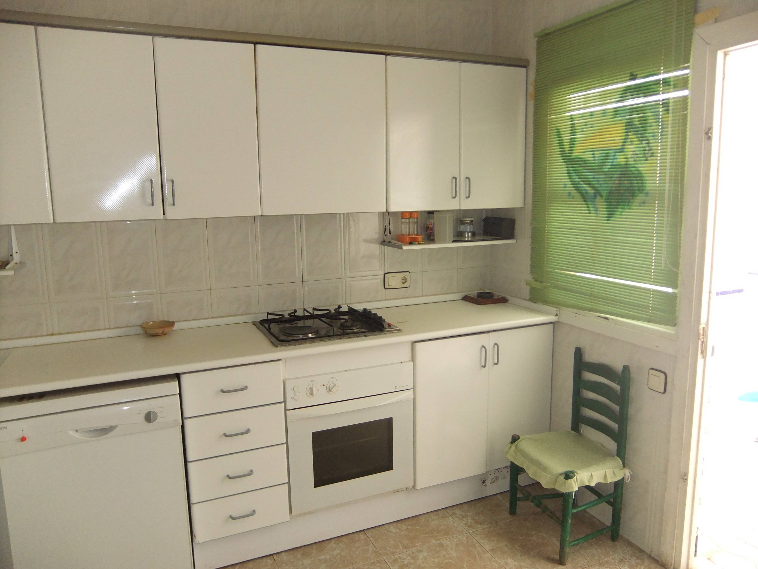 For sale - 5 Bedroom 1 Bathroom Town House in Pilar de La Horadada - Torre de la Horadada  - Alicante