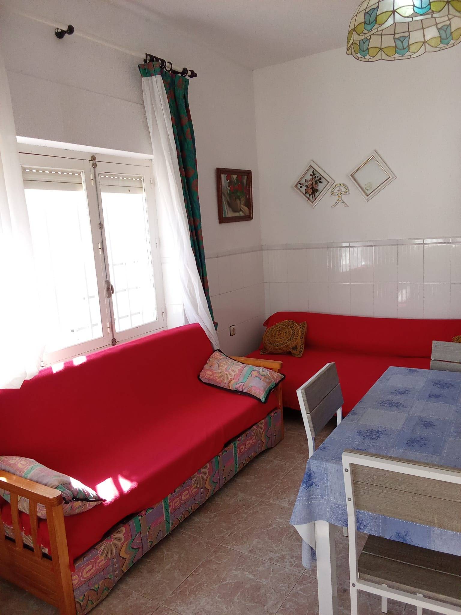 For sale - 5 Bedroom 1 Bathroom Town House in Pilar de La Horadada - Torre de la Horadada  - Alicante