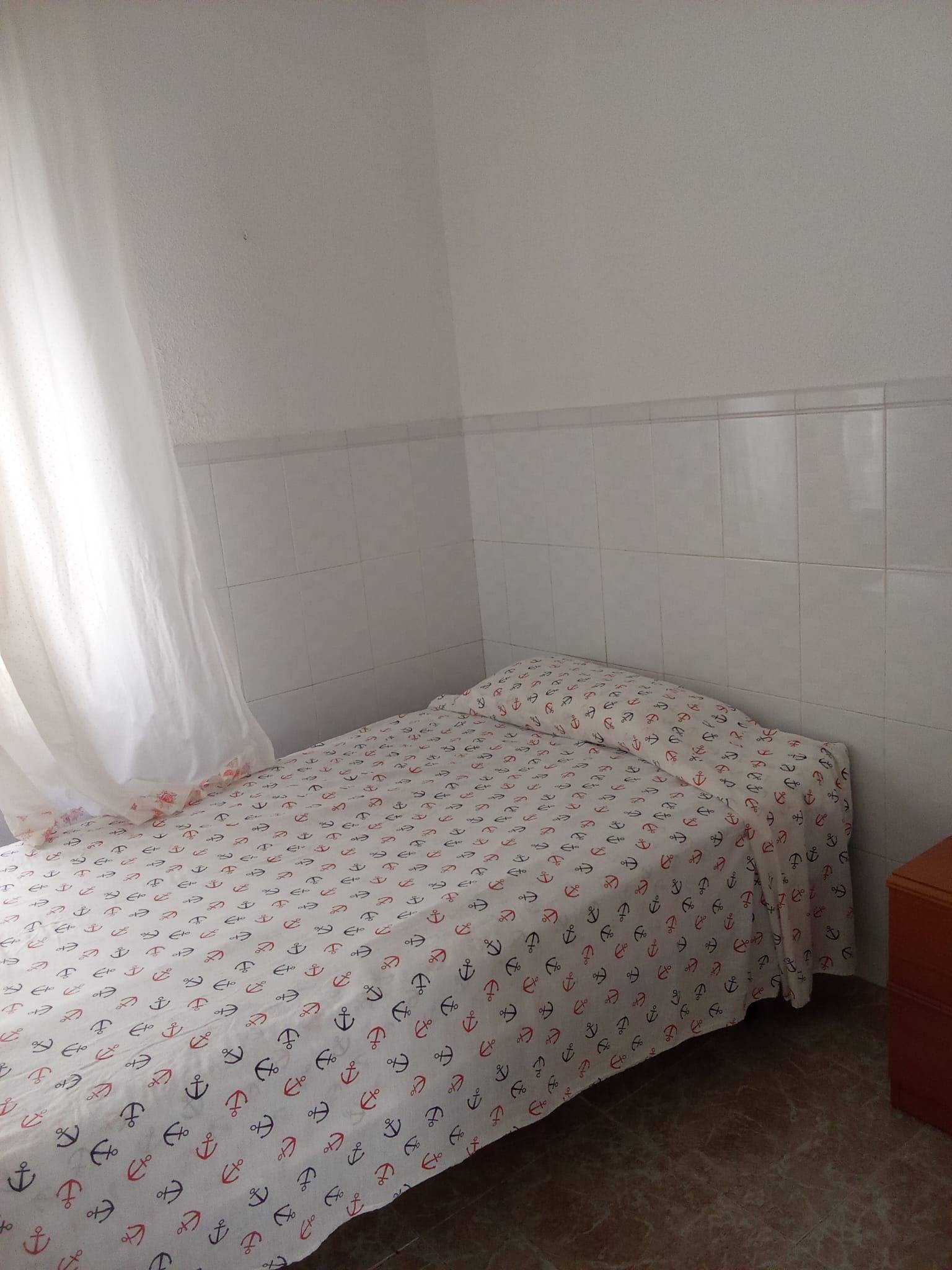 For sale - 5 Bedroom 1 Bathroom Town House in Pilar de La Horadada - Torre de la Horadada  - Alicante