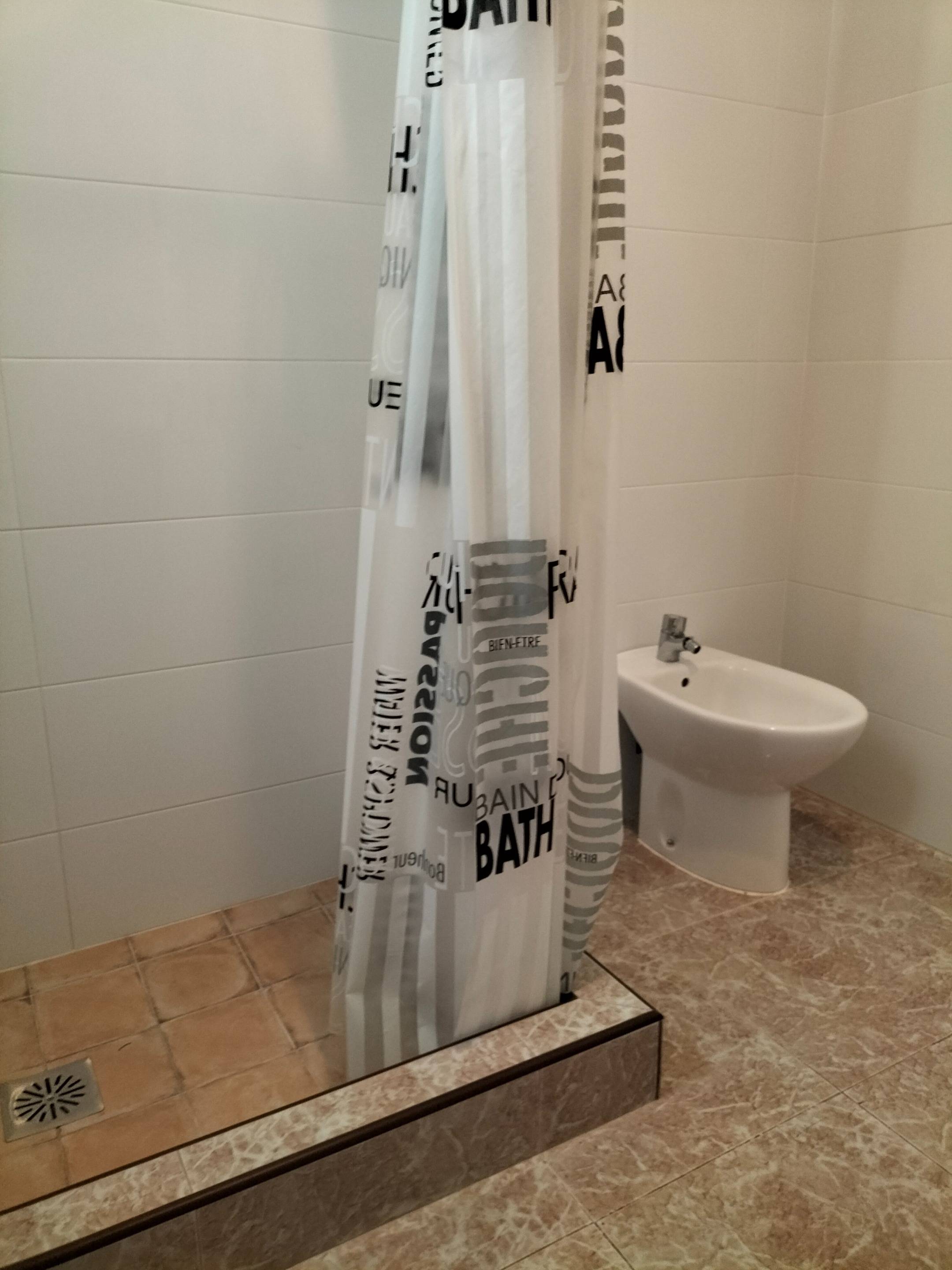 For sale - 5 Bedroom 1 Bathroom Town House in Pilar de La Horadada - Torre de la Horadada  - Alicante