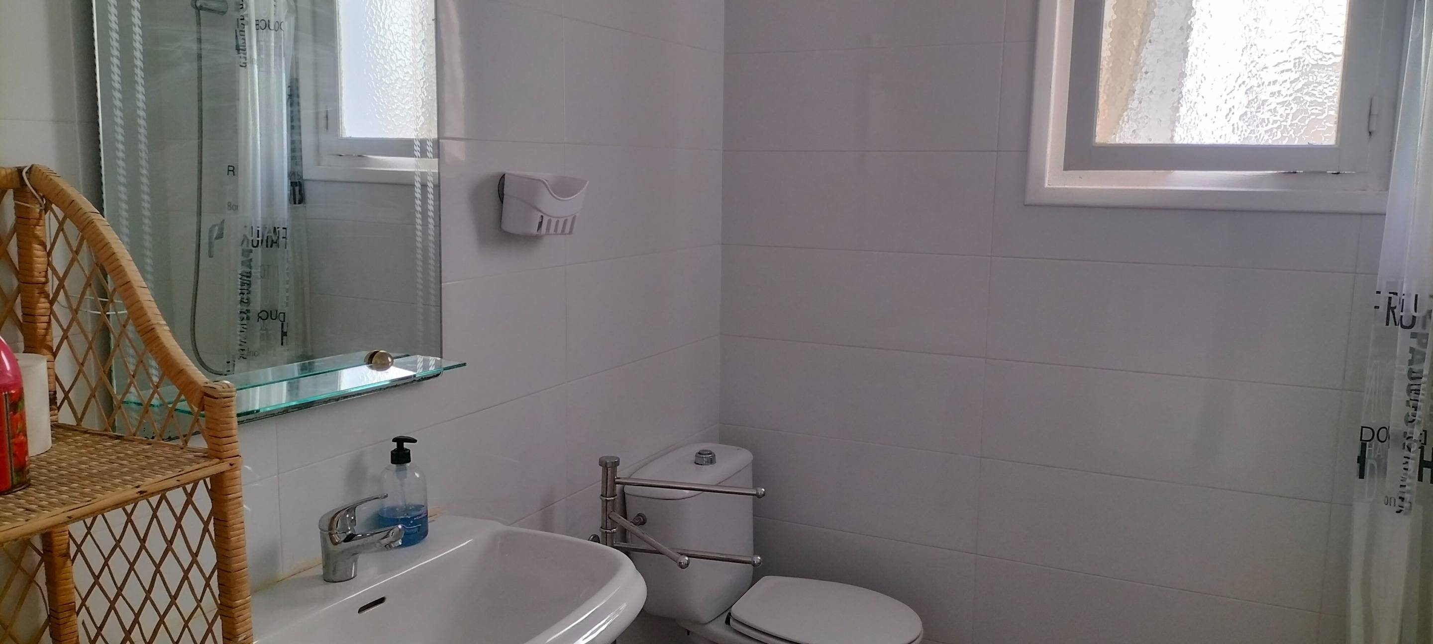 For sale - 5 Bedroom 1 Bathroom Town House in Pilar de La Horadada - Torre de la Horadada  - Alicante