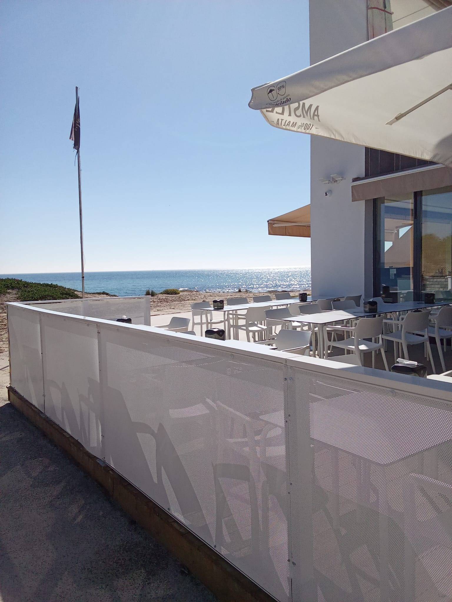 For sale - 5 Bedroom 1 Bathroom Town House in Pilar de La Horadada - Torre de la Horadada  - Alicante